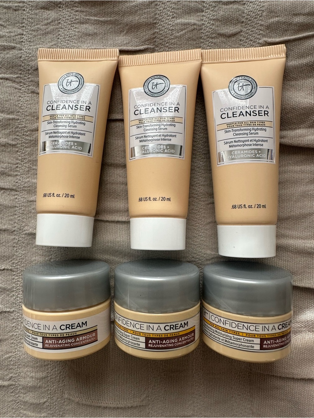 IT COSMETICS Confidence In A Cleanser & Super Cream Travel Sizes